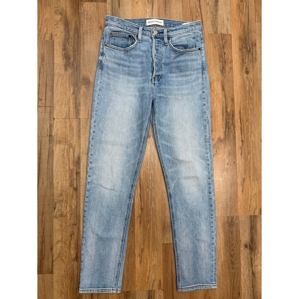 Denim Forum Aritzia High Rise Straight Jeans Light Wash Size‎ 28